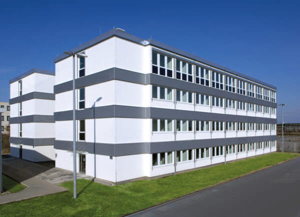 Schulbäude / Bürogebäude 2215